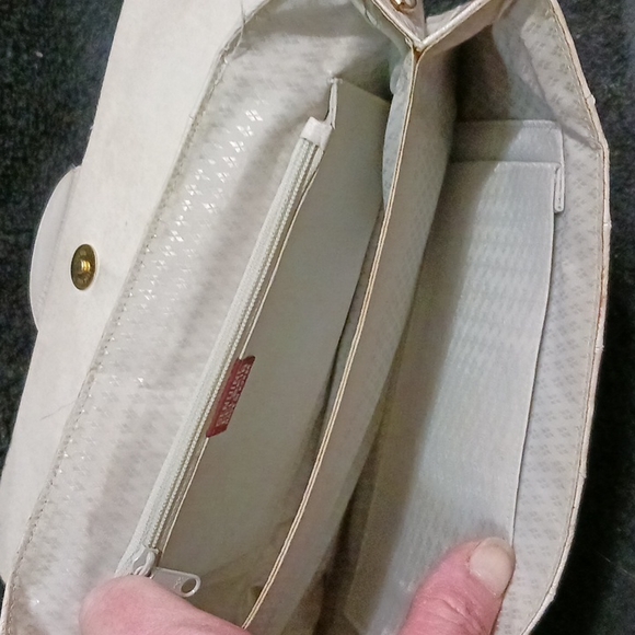 Eelskin clutch - L - beige/off white - Picture 3 of 4